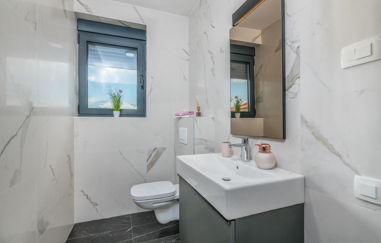 Vila Stemark Njivice Εξωτερικό φωτογραφία